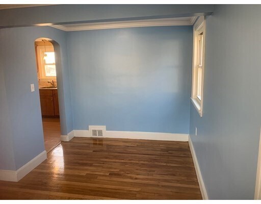 Foto del edificio - 19 Ledgebrook Rd