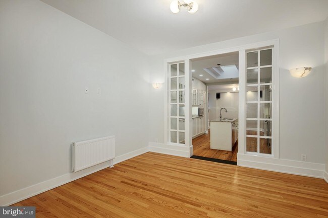 Foto del edificio - 158 N 3rd St