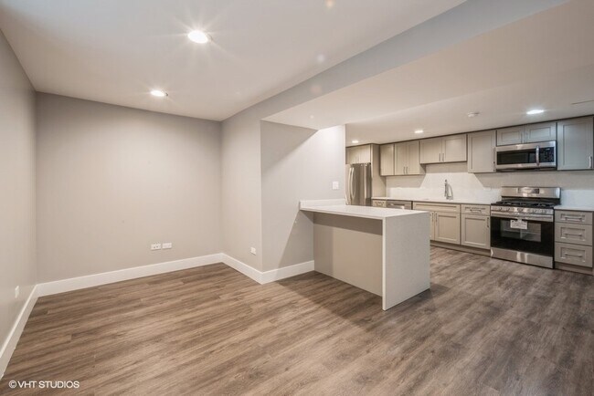 Foto del edificio - 5038 S St Lawrence Ave