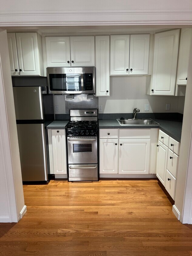 Foto del edificio - 49 Burbank St