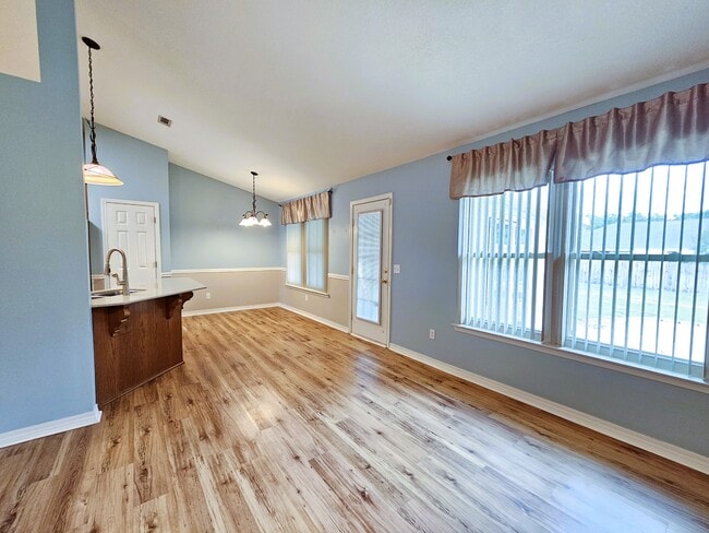 Building Photo - 5168 Whitehurst Ln