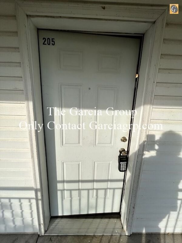 Photo - 92 E Burnside St Apartment