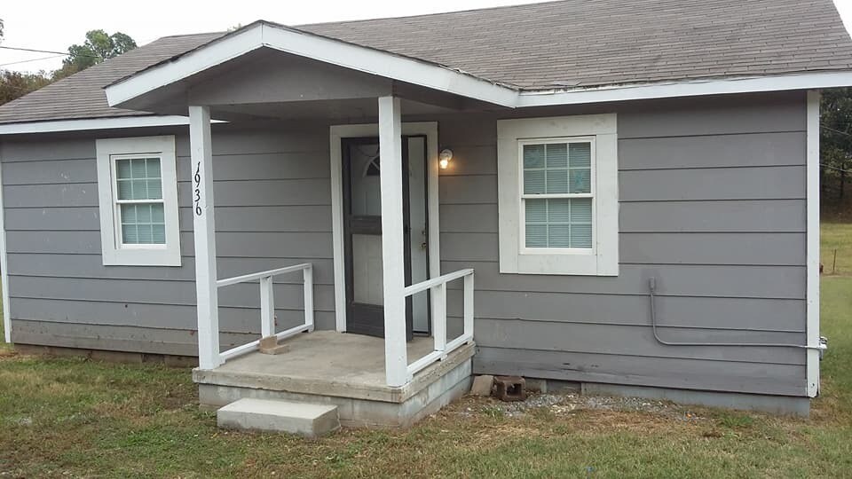 Primary Photo - 2 bedroom 1 bath house in Stilwell