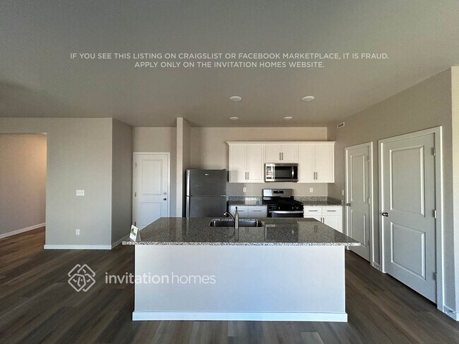 Foto del edificio - 7215 Dolores Ave