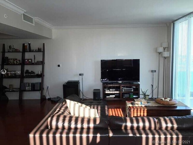 Foto del edificio - 1800 N Bayshore Dr