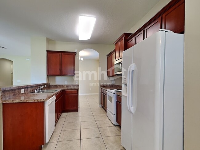 Foto del edificio - 4145 Constantine Loop