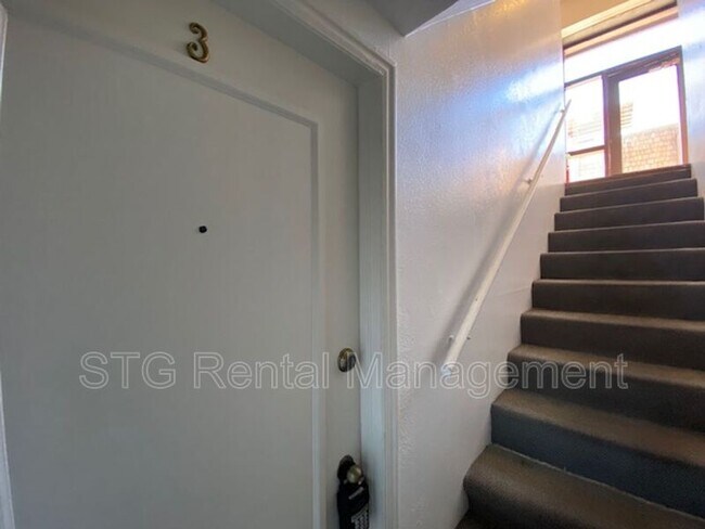 Building Photo - 145 E 500 S