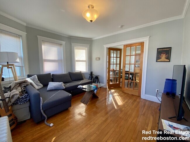 Building Photo - 59 Brookley Rd