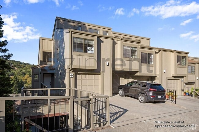 Building Photo - 130 Redhawk Rd