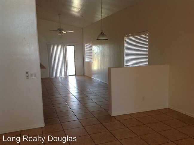 Building Photo - 3389 N Camino Perilla