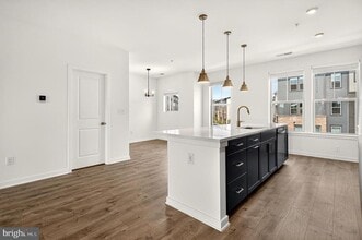 Building Photo - 20957 Bluebird Sq