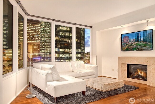 Foto del edificio - 500 106th Ave NE