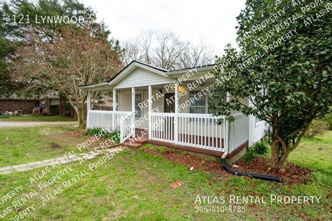 Foto del edificio - 121 Lynwood St-