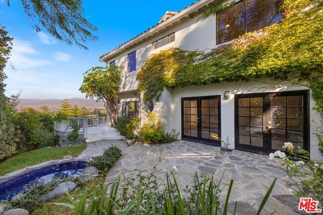 Building Photo - 3630 Roberts View Pl