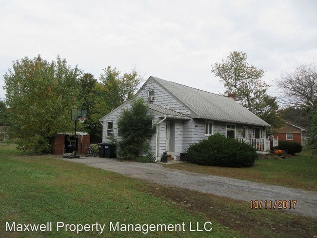 Building Photo - 204 Sunset Ave