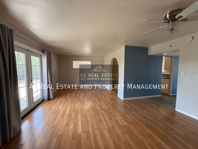 Photo - 1725 S Farmer Ave House