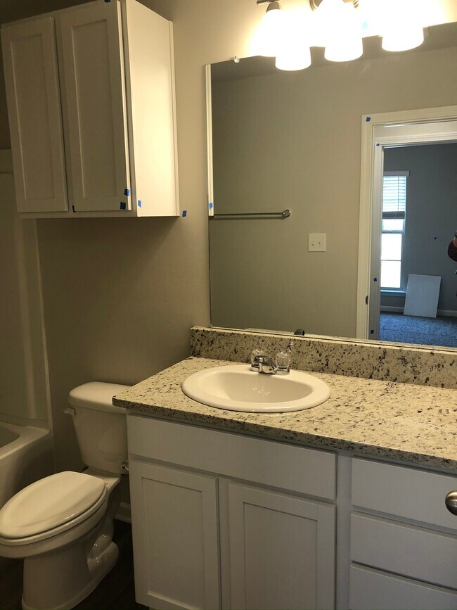 Building Photo - 75721 Rickelin Dr