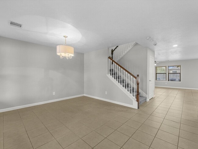 Foto del edificio - 6730 Crescent Creek Ln