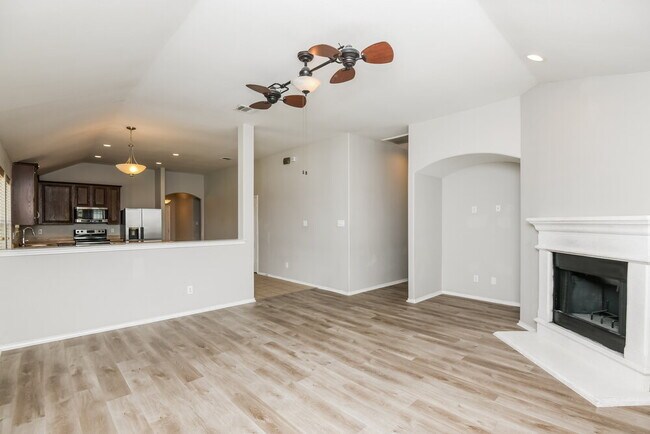 Building Photo - 1842 Reynolds St