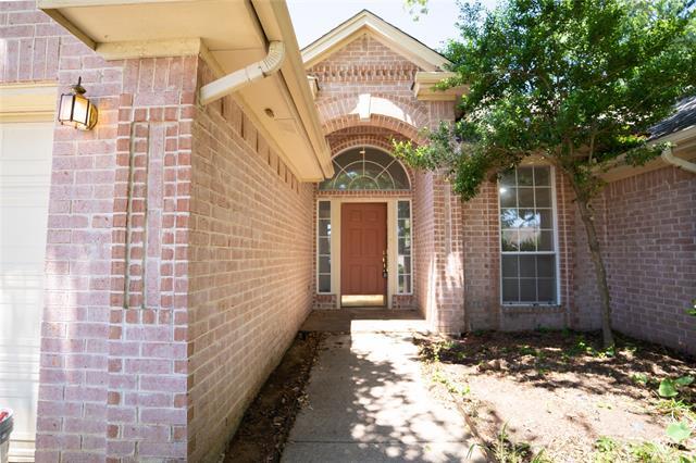 Building Photo - 492 Shade Tree Cir