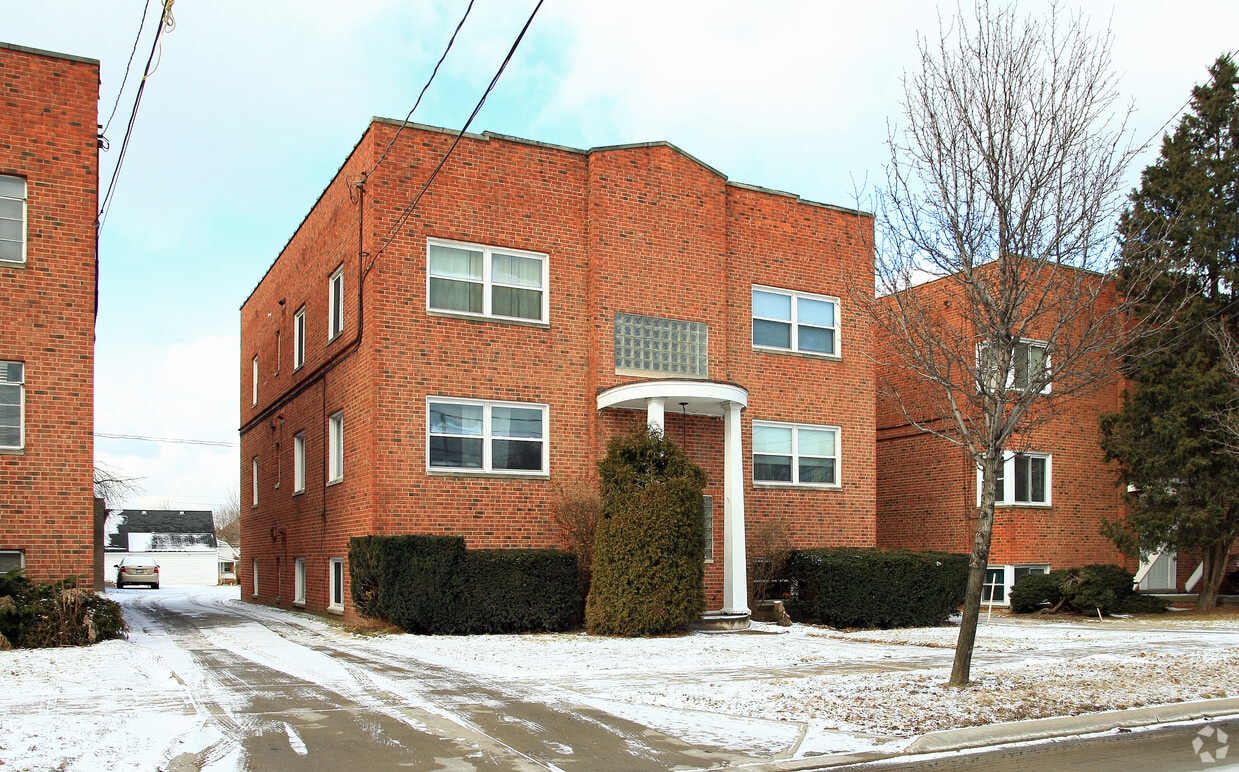 Primary Photo - 5228 Lee Rd