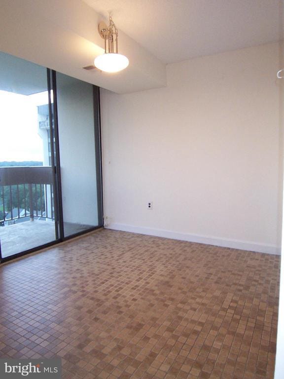 Foto del edificio - 5300 Holmes Run Pkwy