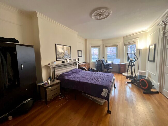 Foto del edificio - 917 Beacon St