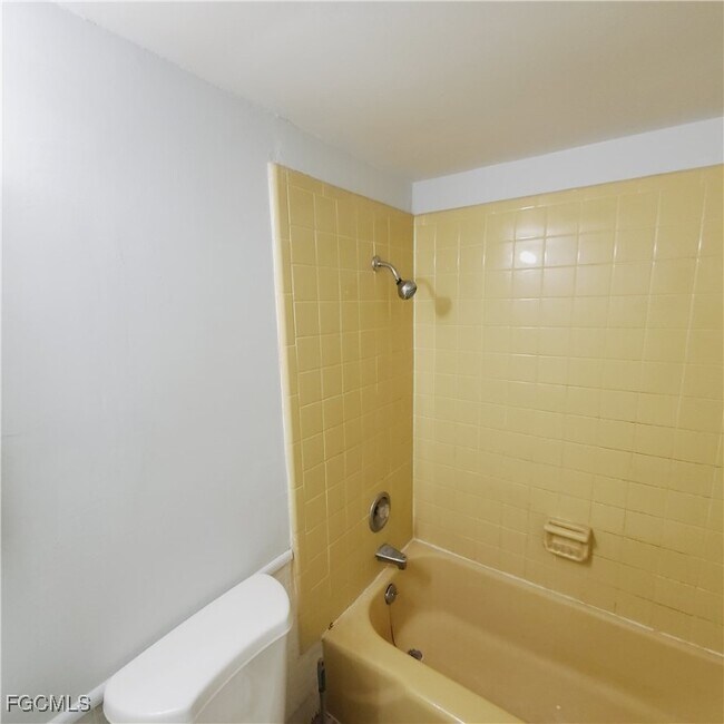 Foto del edificio - 732 Gerald Ave