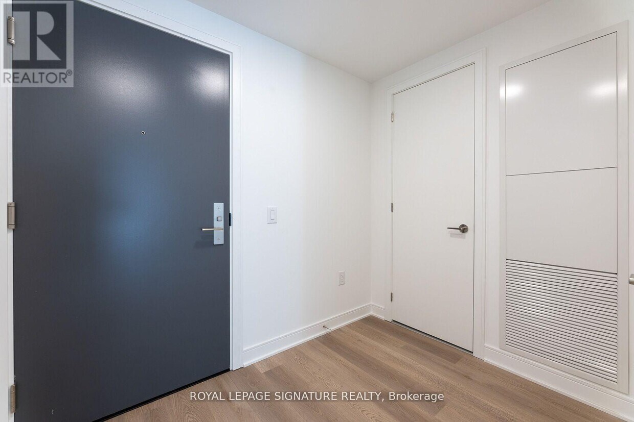 Photo principale - 86 Dundas St W