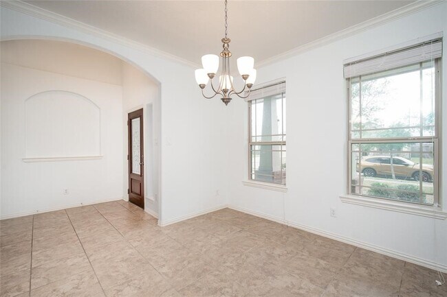 Foto del edificio - 6731 Trinity Trail Ln
