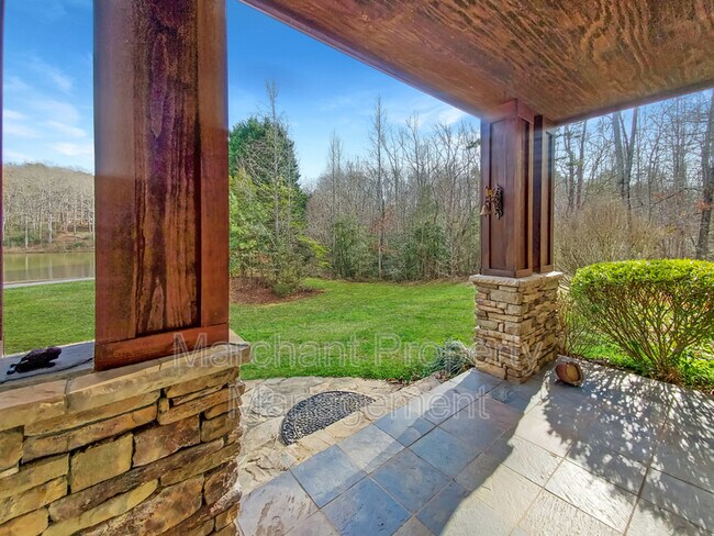 Foto del edificio - 1114 Pine Log Ford Rd