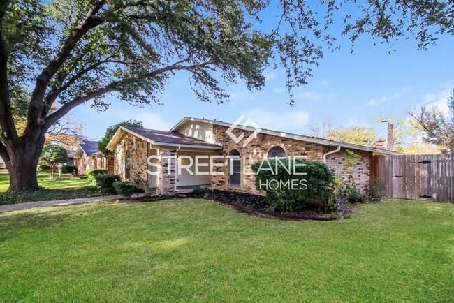 Building Photo - Charming 3 Bedroom in The Colony!