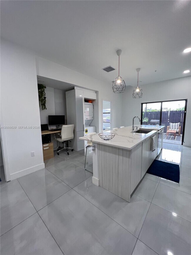 Building Photo - Northwest 104th Avenue, Doral, FL 33178 - 2 BR 2.5 BA condo