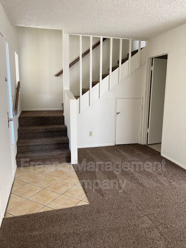 815 S Demaree St, Visalia, CA 93277 Townhome Rentals in Visalia CA