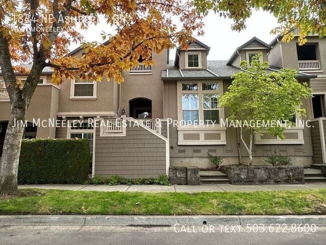 Photo - 1844 NE Ashberry Dr House