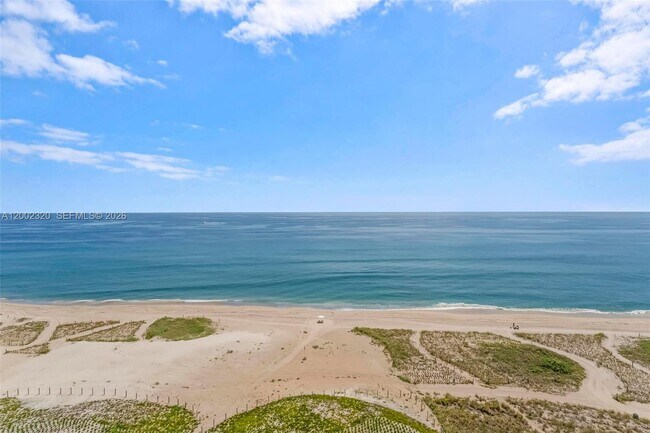 Foto del edificio - 900 N Ocean Blvd