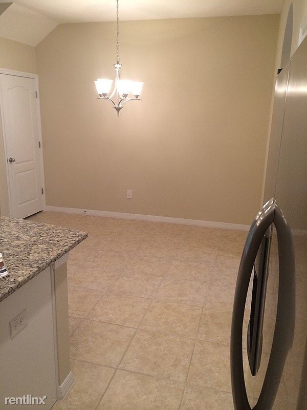 Foto del edificio - 10417 Butterfly Wing Ct