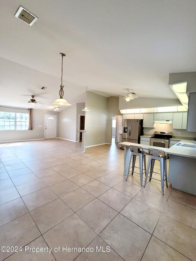 Foto del edificio - 4716 Elwood Rd