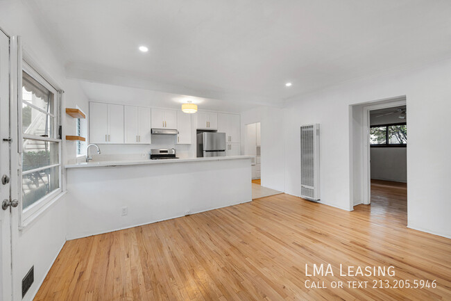 Building Photo - Bright & Modern 1-Bedroom | Newly Renovate...