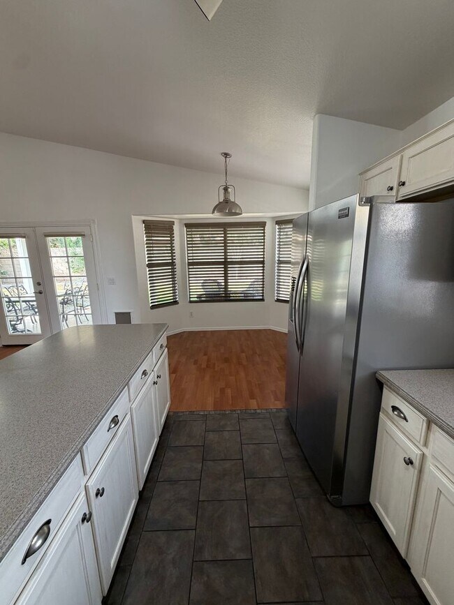 Foto del edificio - Stunning 3 bedroom, 2 bath home