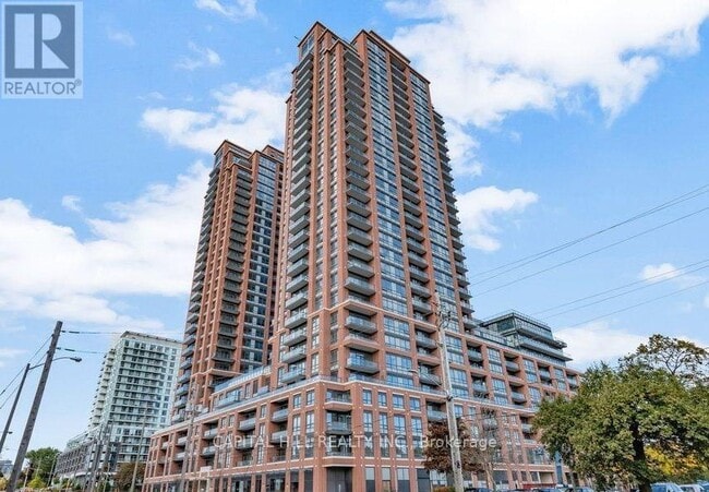 Photo du bâtiment - 3270 Sheppard Ave E