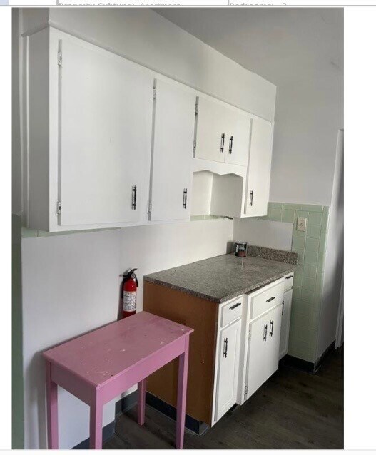 Foto del edificio - 8 Harrison Ave