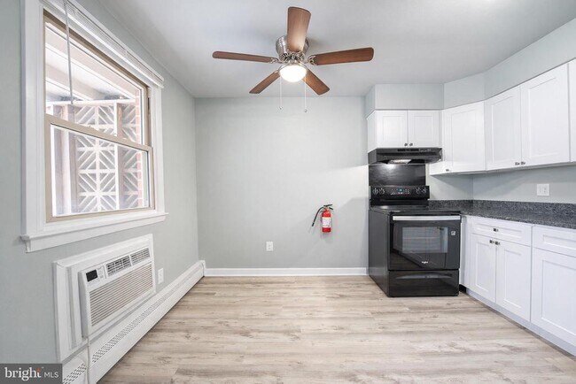Foto del edificio - 20 Fort Sumpter Rd