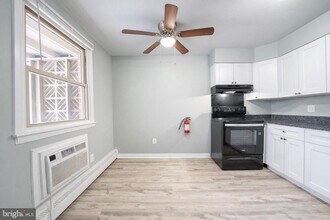 Building Photo - 20 Fort Sumpter Rd