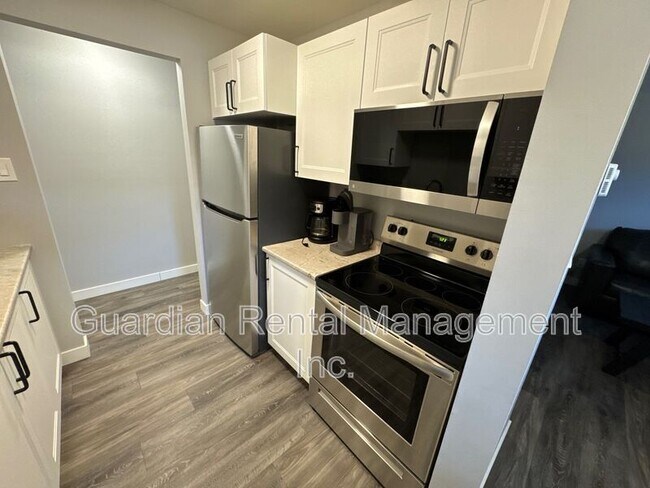 Photo du bâtiment - 117 Centennial Dr