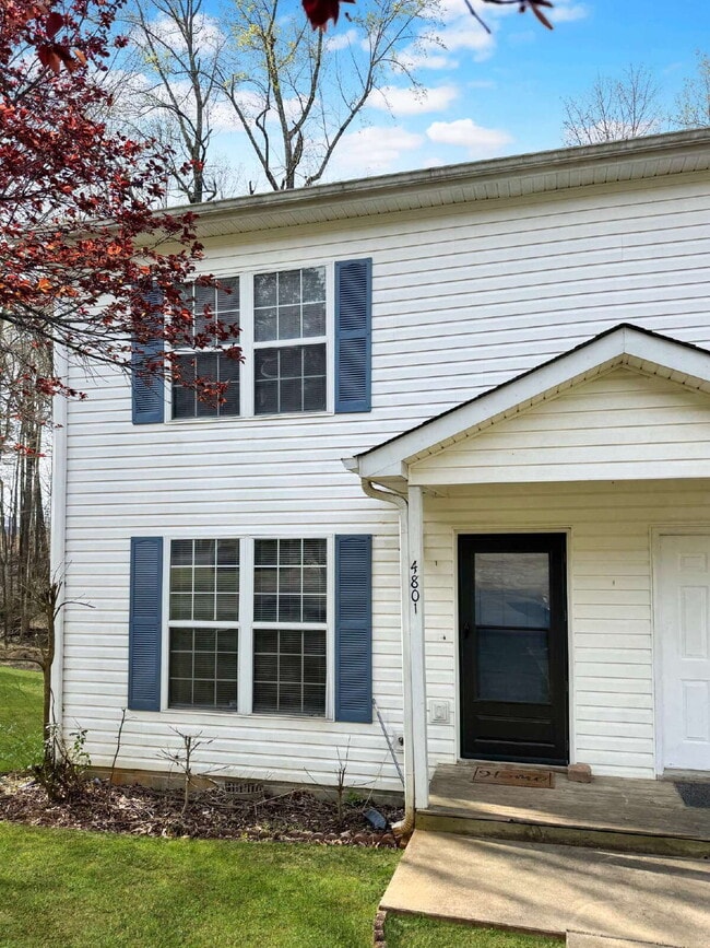Duplex in Flowery Branch Available Immediately - Duplex in Flowery Branch Available Immediately Apartment