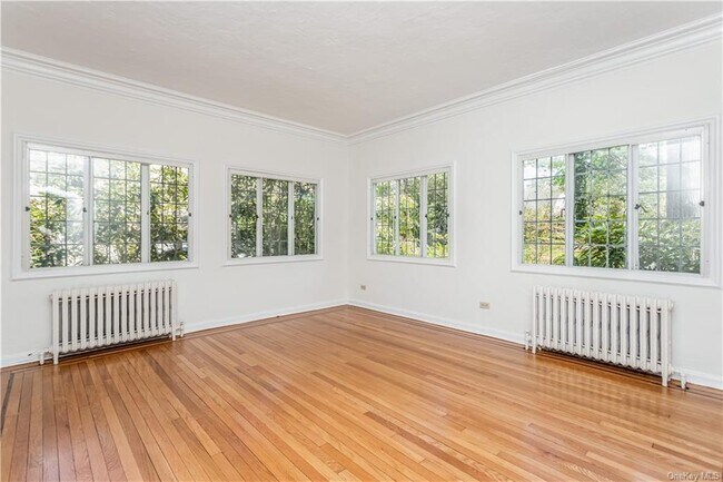 Building Photo - 71 Beechtree Dr