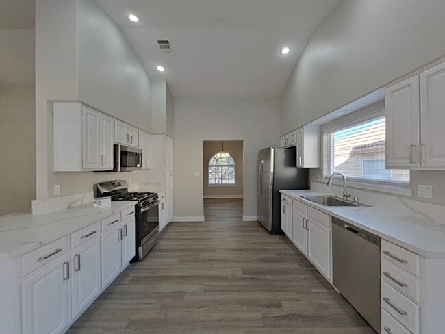 Foto del edificio - 1132 Shady Run Terrace