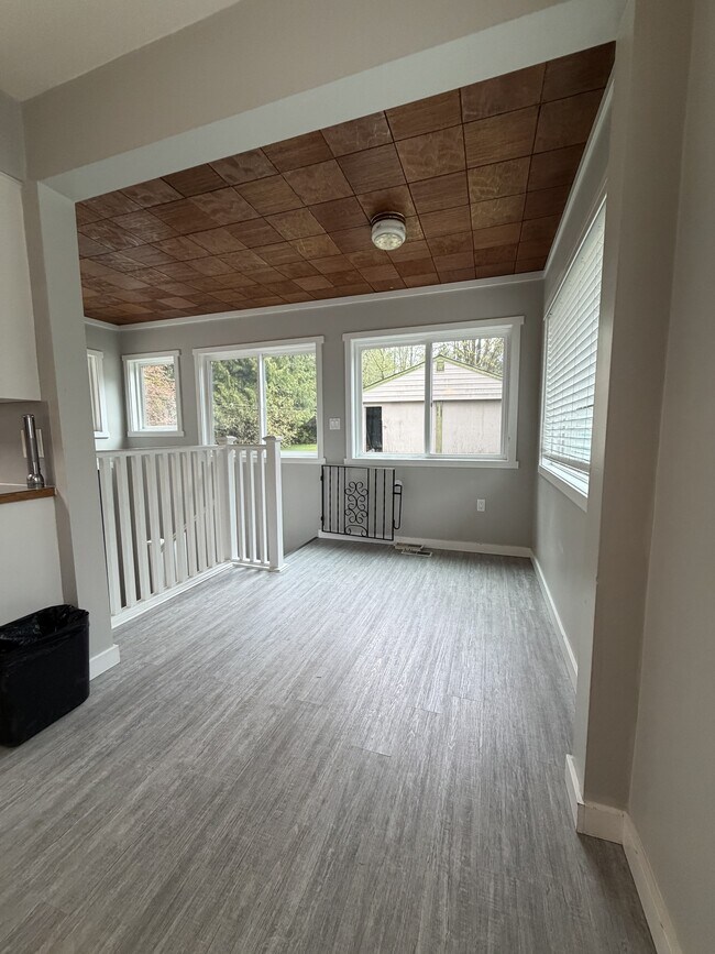 Photo du bâtiment - 10586-10127 127 St