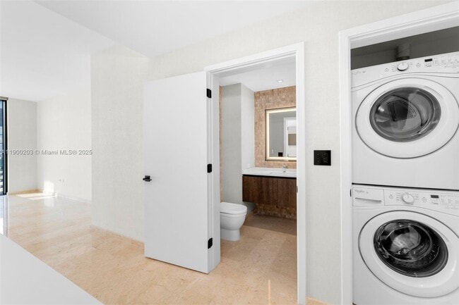 Foto del edificio - 88 SW 7th St